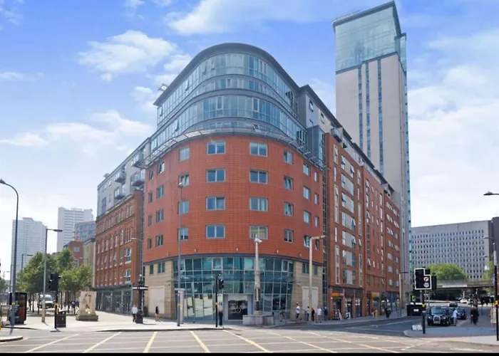 173 Luxury City Centre Apartment Birmingham