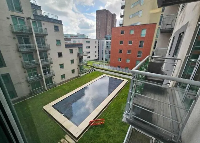 173 Luxury City Centre Apartment Birmingham