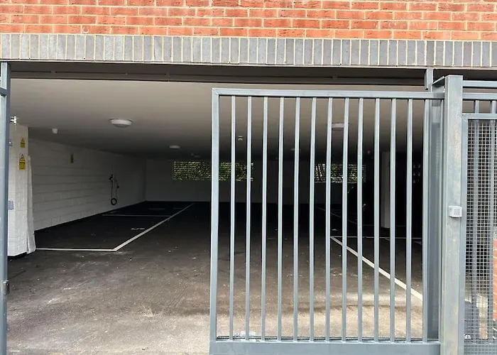 Brand New Luxuries Apartment Near The City Center Birmingham