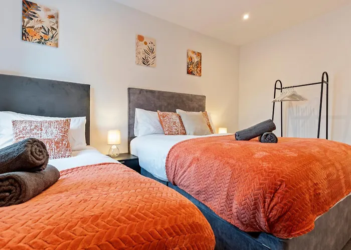 Shanti Suite - 2Bed 2Bath City Centre - Wifi - Netflix- Parking- Modern- Perfect For Family, Contractors, Leisure, Business By Shanti Nights Birmingham