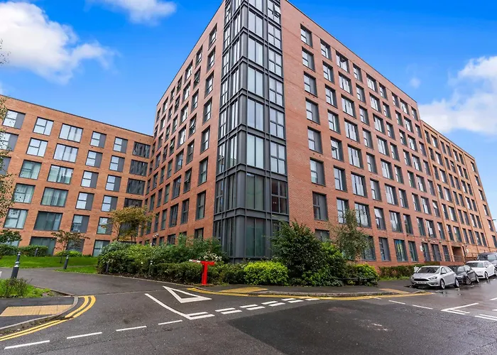 Shanti Suite - 2Bed 2Bath City Centre - Wifi - Netflix- Parking- Modern- Perfect For Family, Contractors, Leisure, Business By Shanti Nights Birmingham