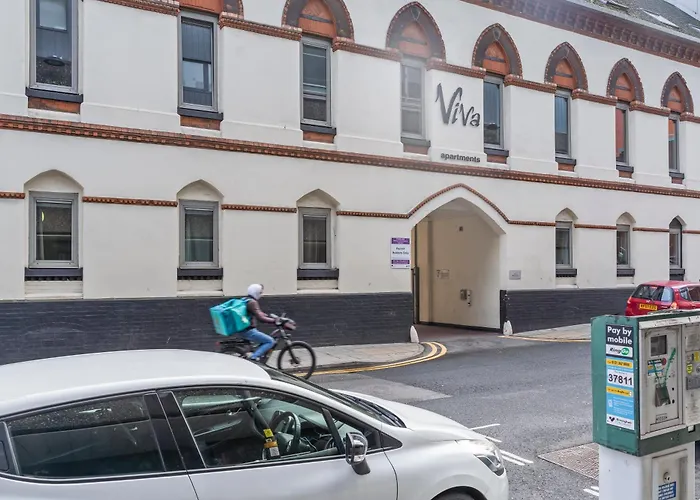 Heart Of City Centre Luxury Apartment With Secure Underground Parking Birmingham