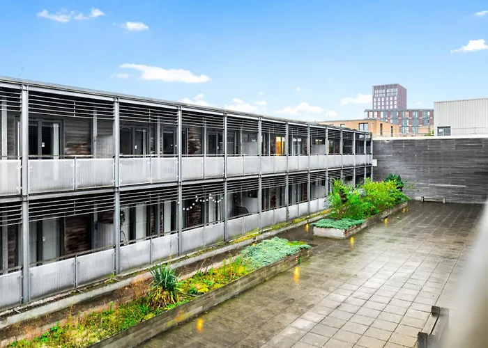 2Bed Arcadian Apartment - Balcony - Secure Parking 48Arc Birmingham