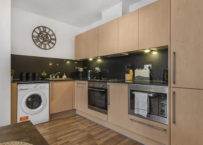 The Mailbox - 2 Bed 2 Bath City Centre Suite Birmingham