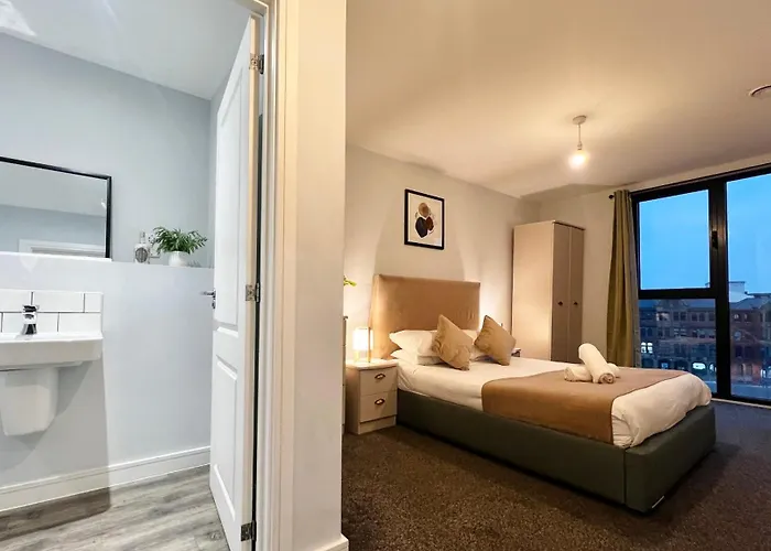 Premium Deals L Spacious 2Bed 2Bath - Free Parking & Netflix Jvt Short Lets Birmingham