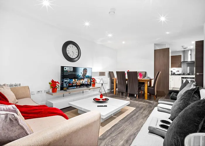 Luxury City Centre 3Bedroom 5Beds Apartment With Allocated Parking Birmingham