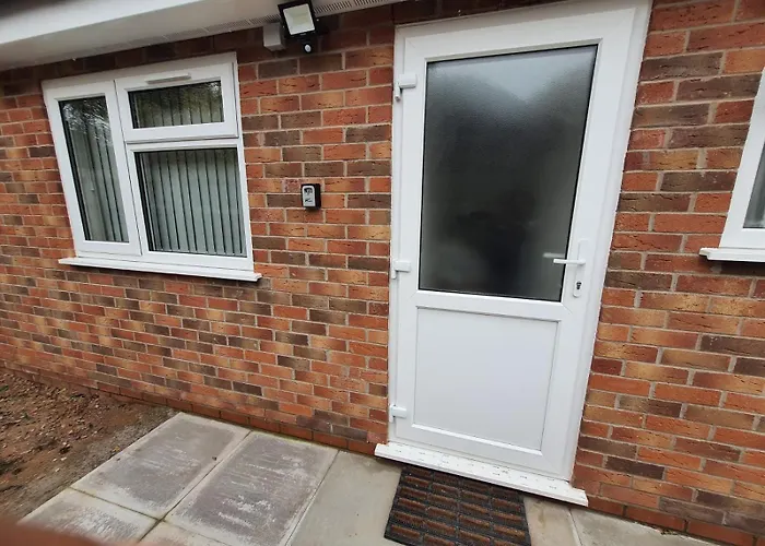 Private Room & En-Suite Bathroom - Long Term Stays & Contractors Welcomed Birmingham