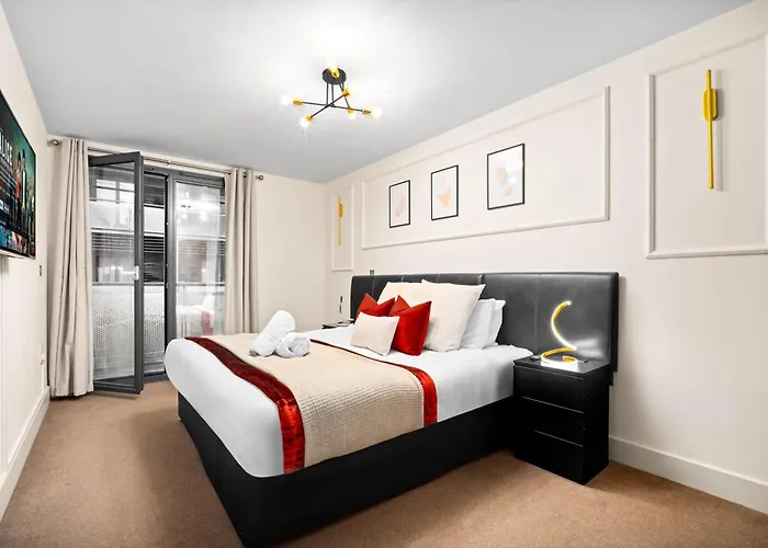 Stylish Arcadian Apartment - Balcony & Secure Parking 29Arc Birmingham