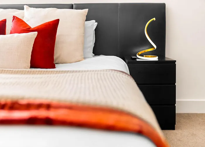 Stylish Arcadian Apartment - Balcony & Secure Parking 29Arc Birmingham