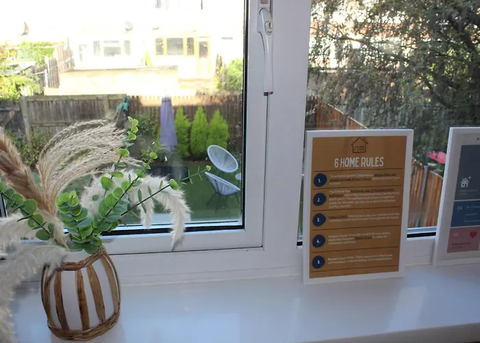 Modern Shared Home For Young Adults 10 Min To City Centre Birmingham