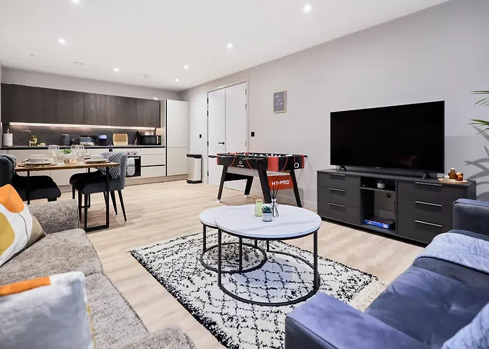 Birmingham Gem 2-Bed With Netflix, Fun & Parking Apartment