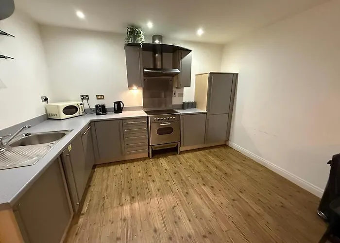 Stylish 2 Bedroom City Escape Birmingham