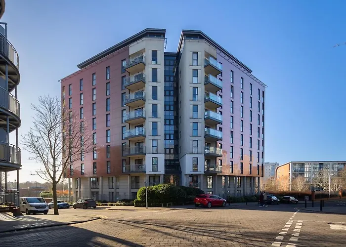Modern 2 Bed Apartment Near Bullring,Birmingham City Centre - Free Parking