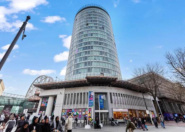 Birmingham City Centre, City Views, Parking, Sleeps 4, Long Stay Offers