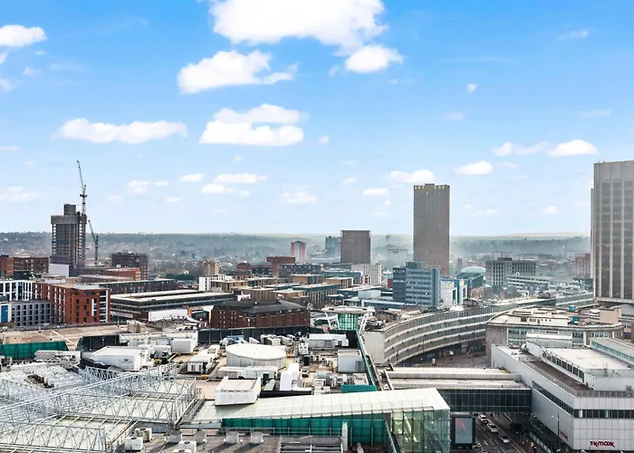 Birmingham City Centre, City Views, Parking, Sleeps 4, Long Stay Offers