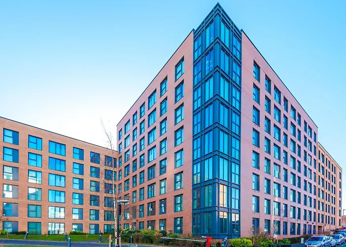 Axium City Suite, Sleeps 6, Central Location & High-Speed Wi-Fi Birmingham