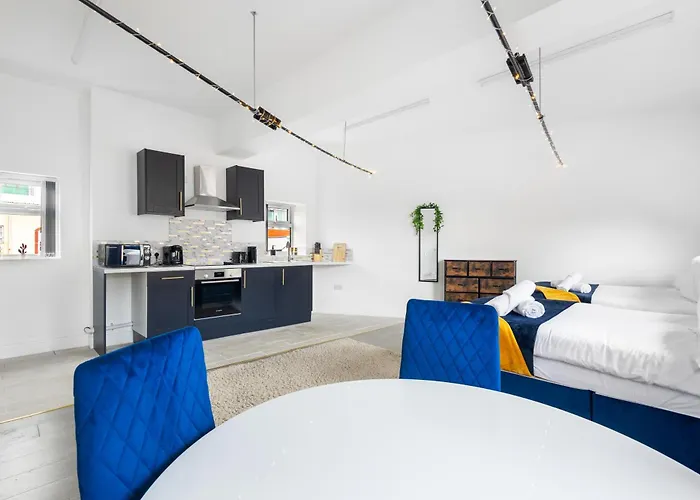 Elegant Apartments In Birmingham City Centre