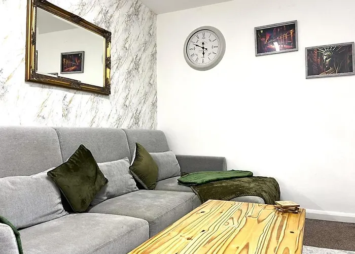 Cosy Flat 6 People, Short Drive - Nec-Airport-Birmingham-Solihull