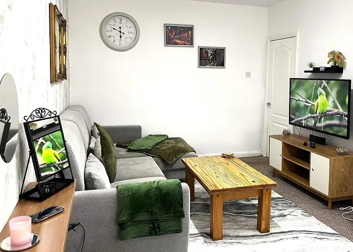 Cosy Flat 6 People, Short Drive - Nec-Airport-Birmingham-Solihull
