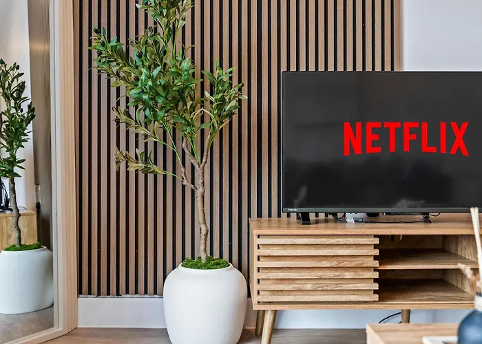Stylish 1-Bed City Apt - Netflix - Hi-Speed Wi-Fi - Sleep 6 Birmingham