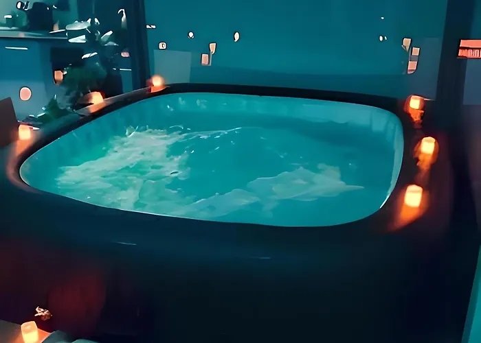 Unique Penthouse With Jacuzzi & Garden Apartment Birmingham