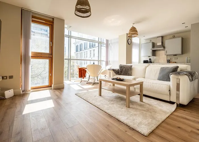 Luxury Apartment New Street Birmingham
