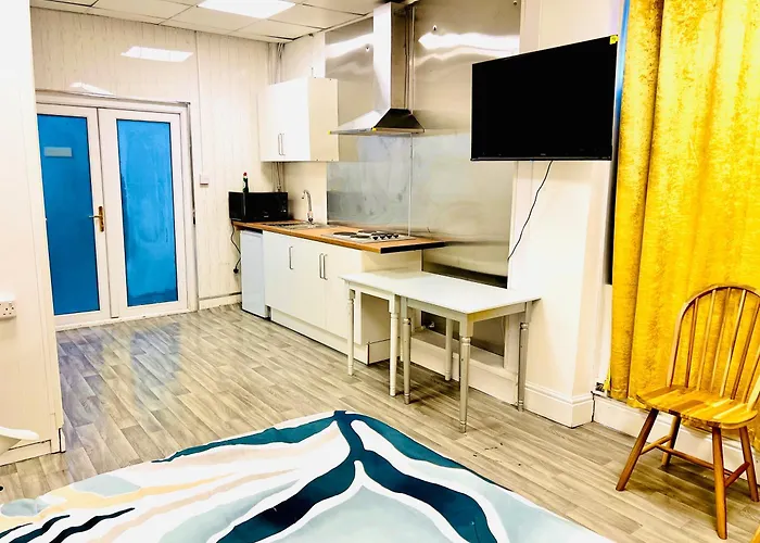 Birmingham City Centre Apartment Room Near China Town