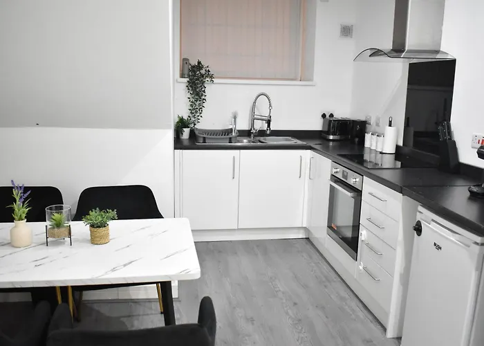 Spacious Birmingham Apartment