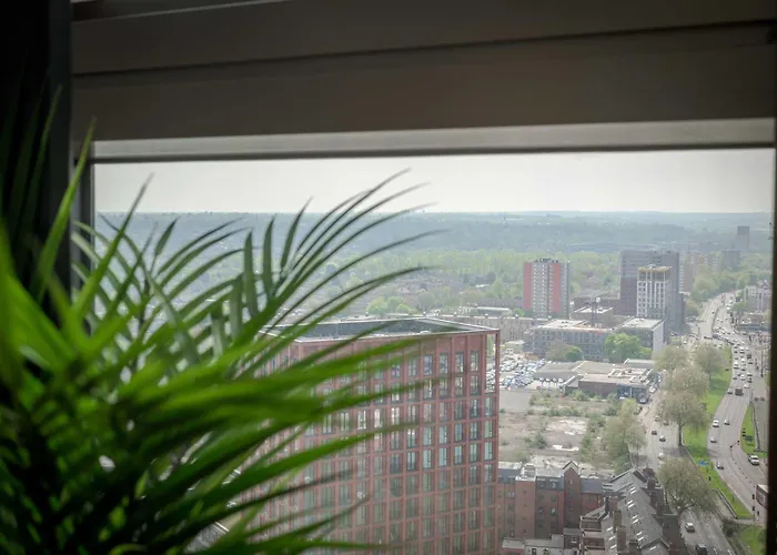 Fabulous 2 Bed Flat In Central Birmingham W Views
