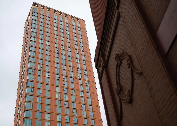 Fabulous 2 Bed Flat In Central Birmingham W Views
