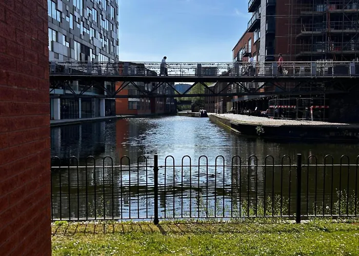 Casa Leila Waterfront Apartment Birmingham