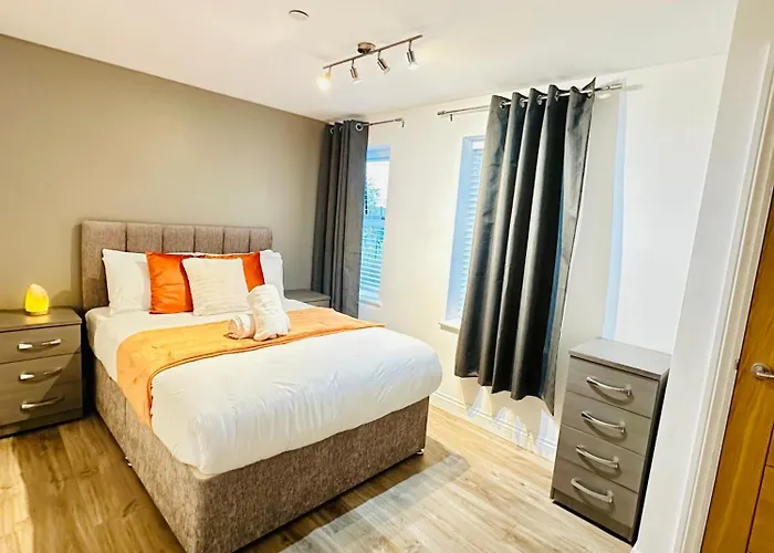 2 Beds Free Secure Car Or Van Park W Wifi-Netflix No Hidden Deposits Birmingham