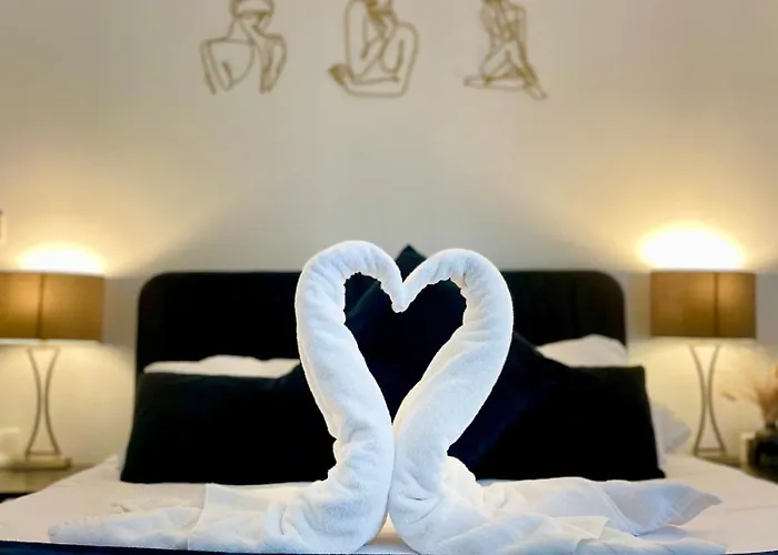 The Blue Sapphire Apartment Birmingham