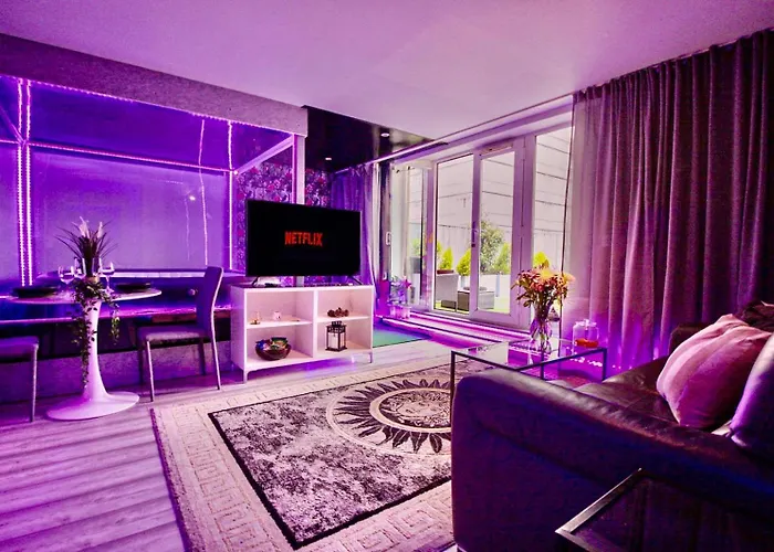 Unique Penthouse With Jacuzzi & Garden Apartment Birmingham