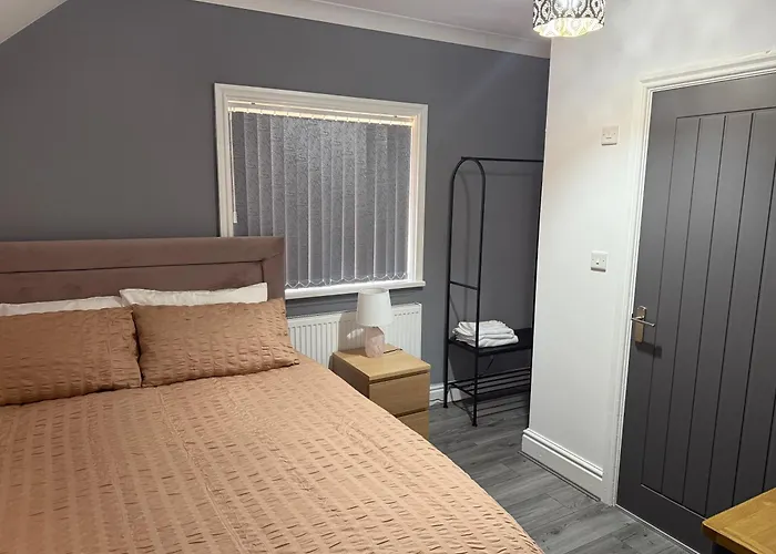 Elegance Meets Comfort Free Parking Wifi Netflix And Ensuite Bathrooms Birmingham