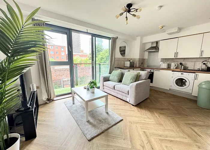 Modern One Bedroom Apartment - Birmingham City Centre - Sleeps 3 Guests - The Mailbox And Cube Area