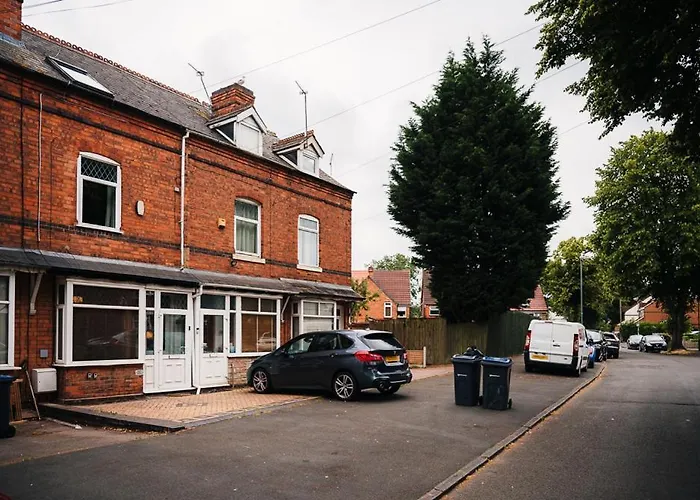 Stylish & Well Equipped Modern Home Hs2, Nec, Heartlands Birmingham