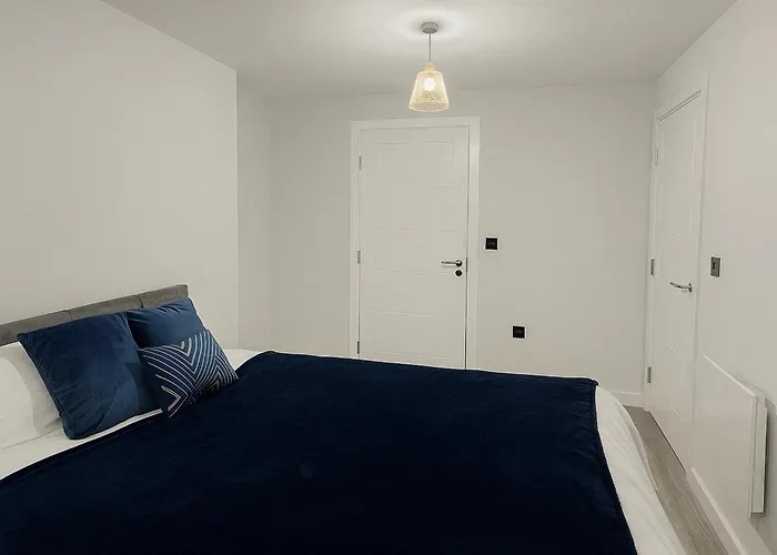 Stylish 2 Bedroom Apartment In Birmingham City Centre With Fast Wifi