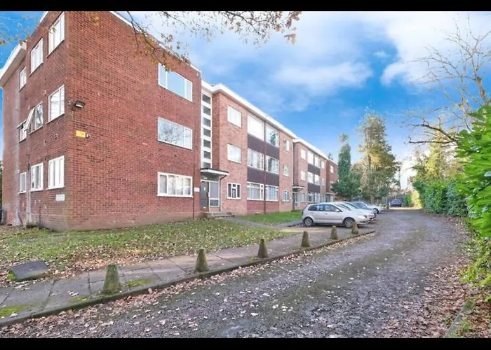Nilly Apartment Richmond Close Birmingham B20