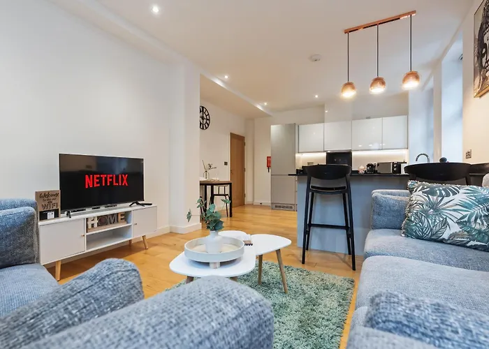 3 Bedroom Duplex Apartment In Jewellery Quarter Birmingham