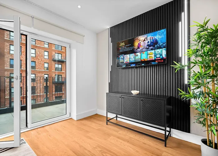 Luxury Apartment - Balcony - City Centre - Fast Wifi - Netflix 403D Birmingham