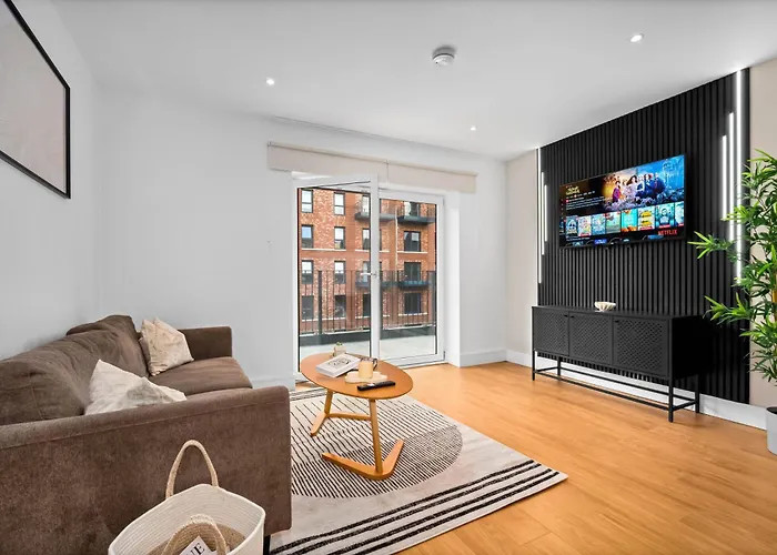 Luxury Apartment - Balcony - City Centre - Fast Wifi - Netflix 403D Birmingham