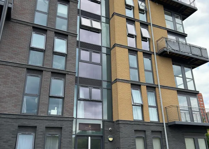 1 Bed Home Away From Home Birmingham