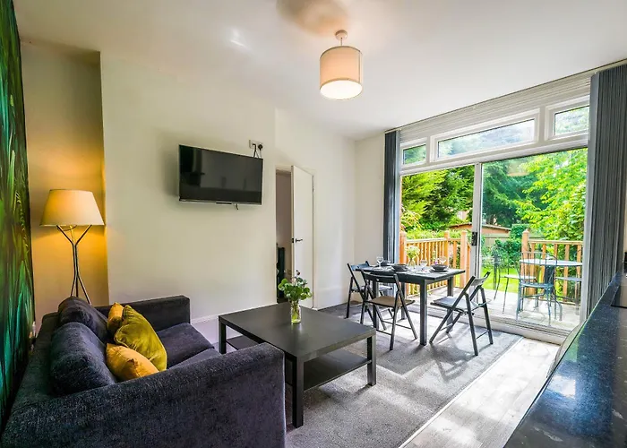 Ruby Delightful Suite Moseley Mews, Birmingham By Stae-Homes
