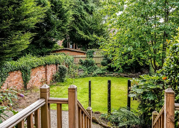 Ruby Delightful Suite Moseley Mews, Birmingham By Stae-Homes