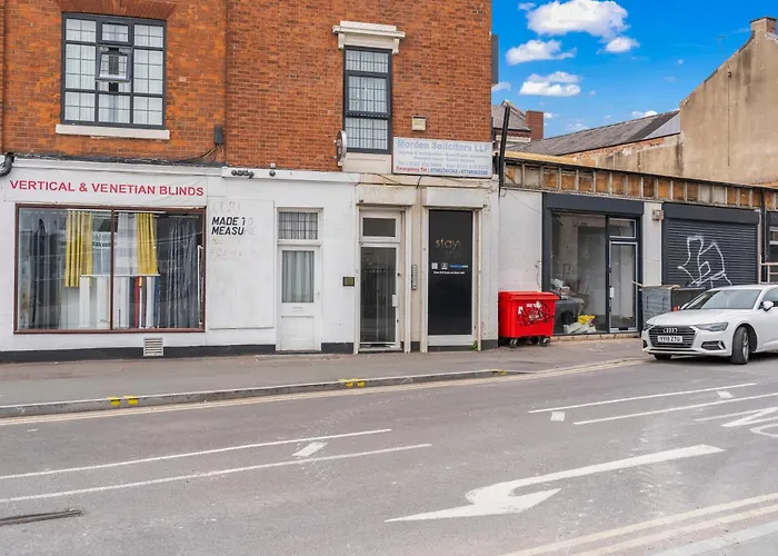 Luxury City Centre Apartment With Netflix & Workspace Birmingham