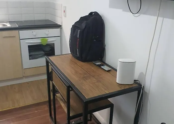 Stratford Budget Friendly Apartments #676S Birmingham