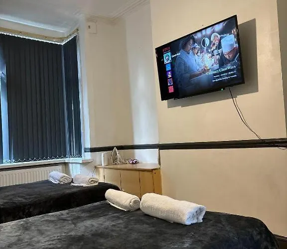 Stratford Budget Friendly Apartments #676S Birmingham