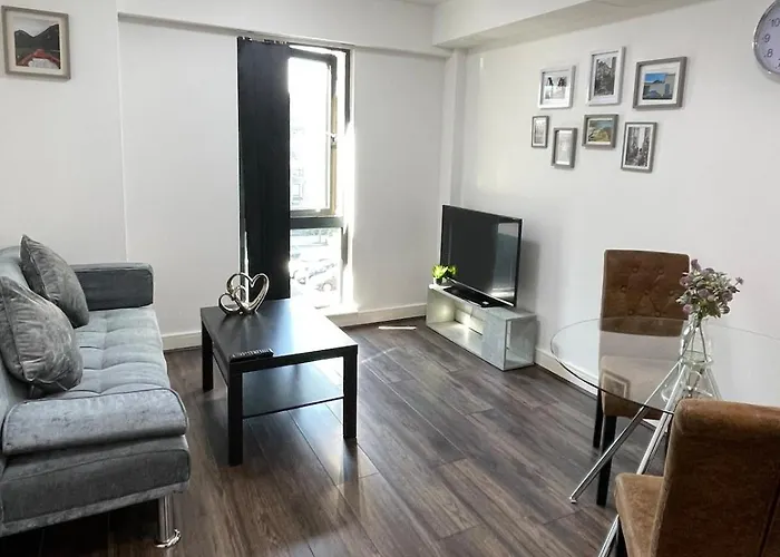 Cosy Modern 1-Bed Apartment Birmingham