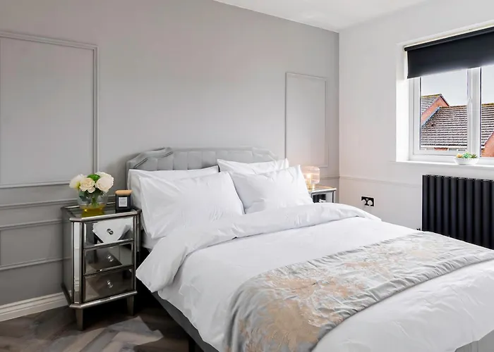 Three Bedroom Birmingham Stay Free Parking Perfect For Families Travellers Professionals M6
